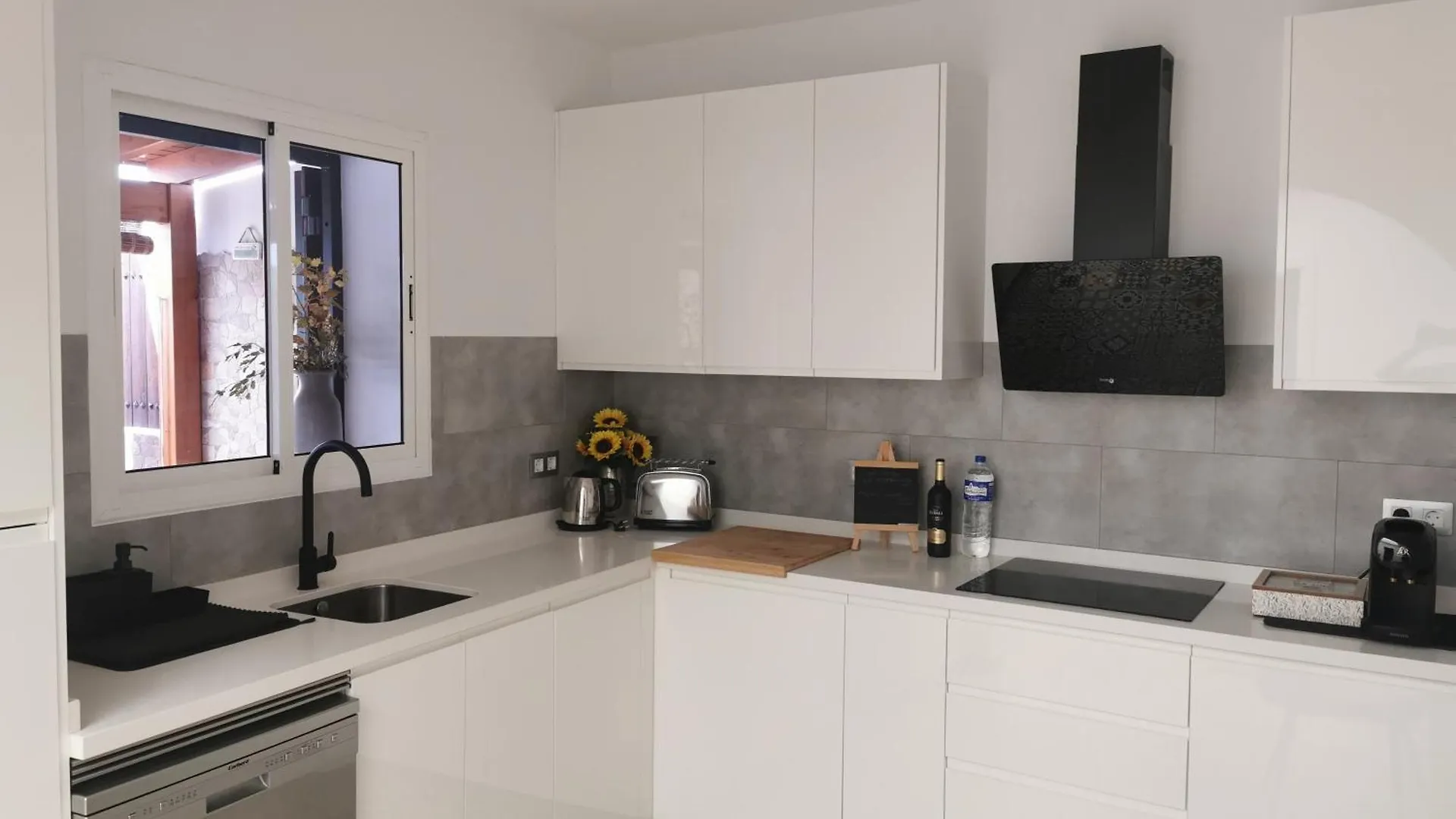 Casa Amelia - Exclusiva Casa Rural Con Jacuzzi En Telde Las Palmas de Gran Canaria Holiday home
